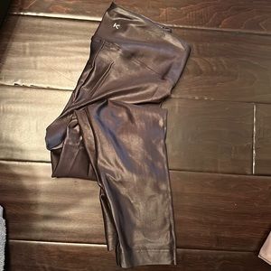 Koral XS grey yoga pants 3/4 length